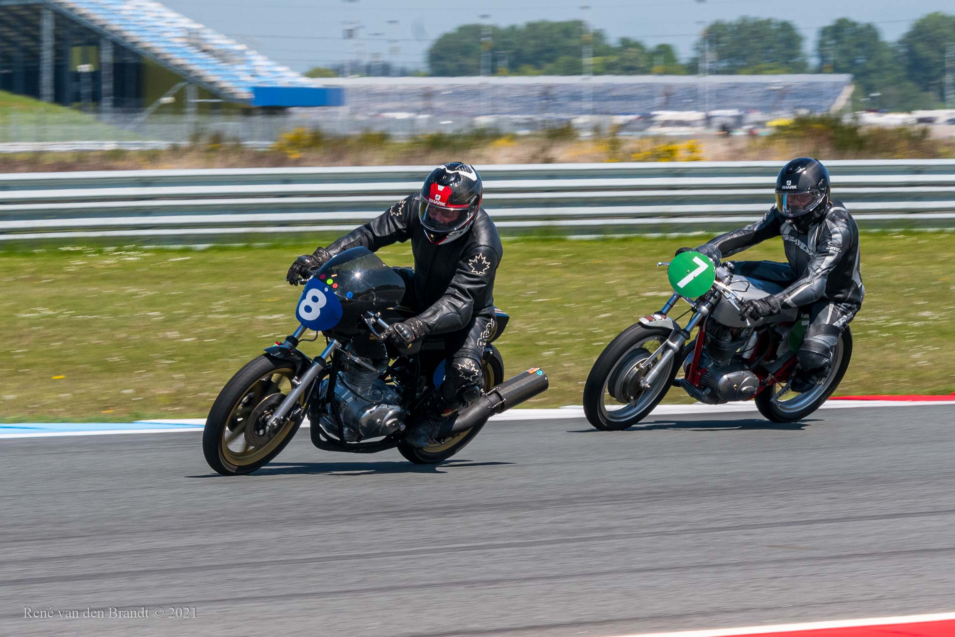 Contact deelnemers Ducati Club Race